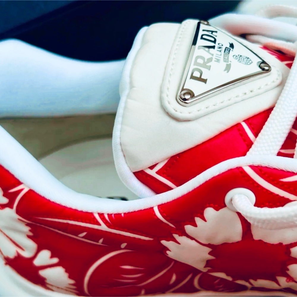 Prada Rare Lux Sneakers, Red w/White Flowers, Unisex Men’s US 9 EU 42 Xmas Gift - Picture 7 of 17